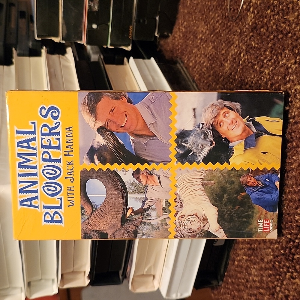 VHS TAPE - Animal Bloopers